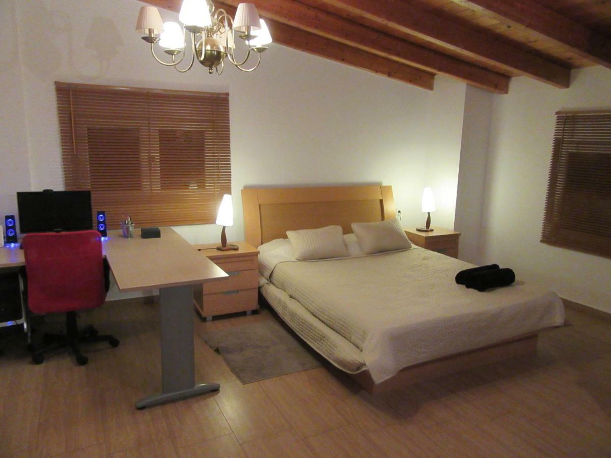 Villa Maria Louiza Near Airport Artémida Eksteriør bilde